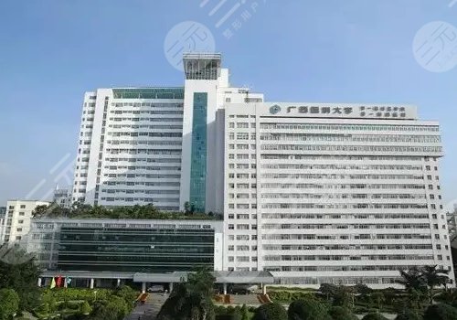 南宁医科大隆鼻多少钱？价格表&医生手术效果评论反馈