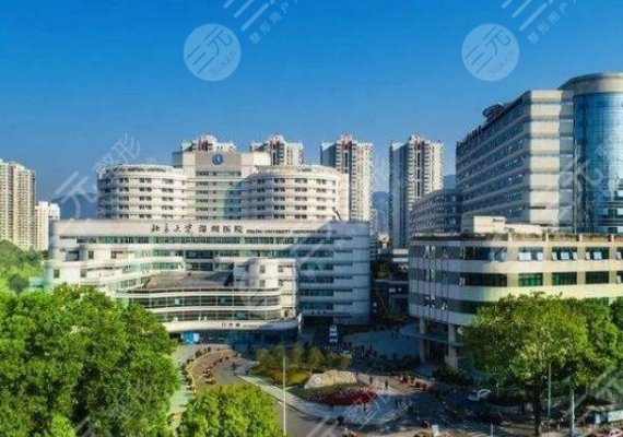 北大深圳医院近视手术费用标准&哪个医生好&附真实案例效果图