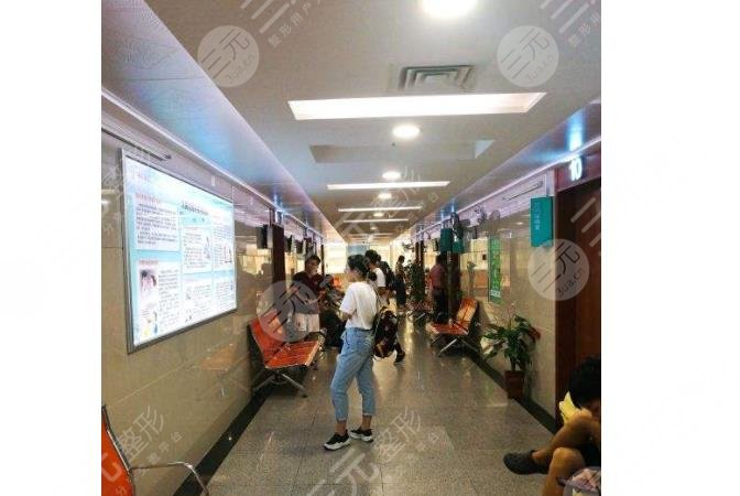 北京大学第一医院激光近视矫正案例术后反馈