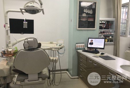 中国医科大学口腔医院种植科价格表2025