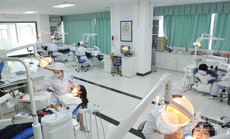 南京鼓楼医院正畸专家