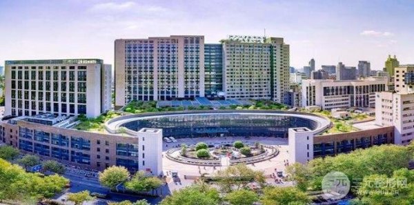 金华人民医院美容科有植发的吗？植发价格表+植发案例来惹~