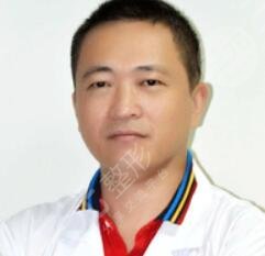 廖立新