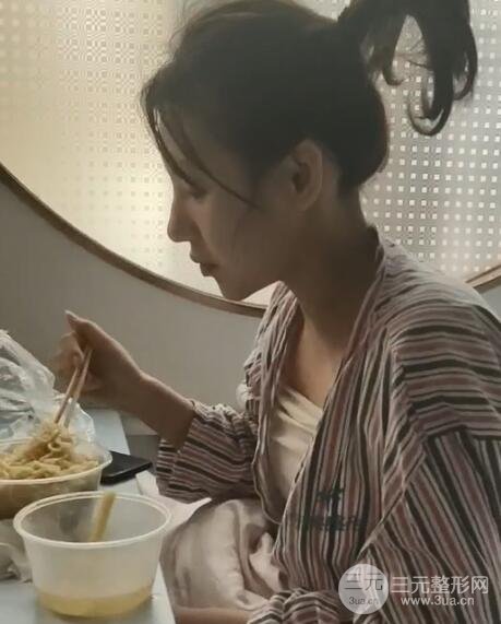假体隆胸