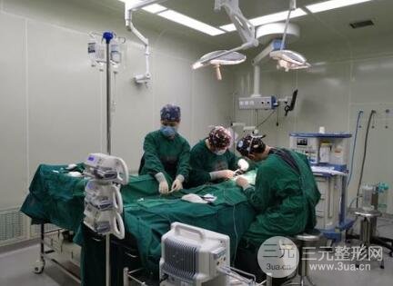 成都军区总医院整形美容科周阳医生