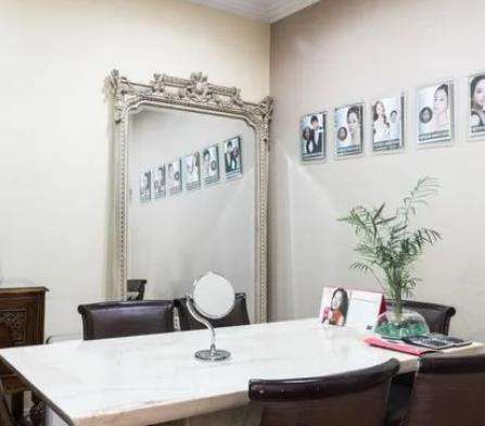 东莞假体隆胸整形医院排名有哪些？实力医院揭晓，好医院让你美丽无忧！