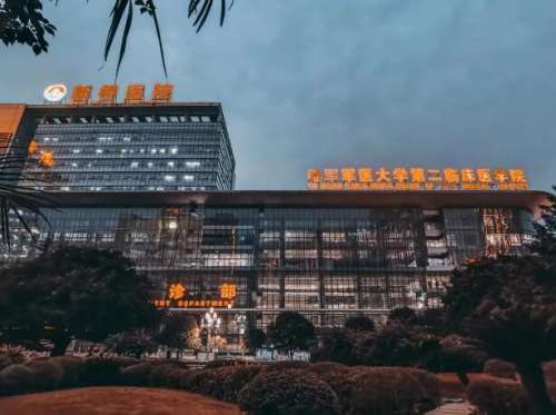 重庆新桥医院双眼皮做的好不好?医生名单+真人案例图